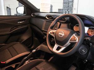 Nissan Magnite 1.0 Visia auto - Image 9