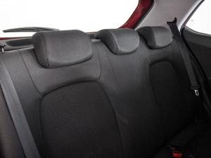 Hyundai Grand i10 1.2 Fluid auto - Image 17