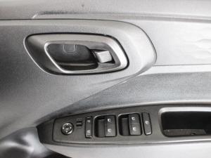 Hyundai Grand i10 1.0 Premium hatch - Image 13