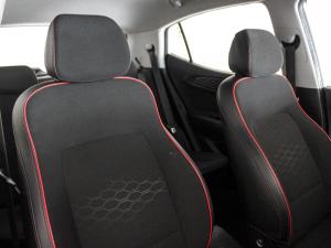 Hyundai Grand i10 1.0 Premium hatch - Image 14