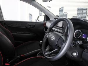 Hyundai Grand i10 1.0 Premium hatch - Image 15