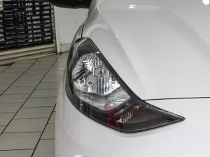 Hyundai Grand i10 1.0 Premium hatch - Image 9