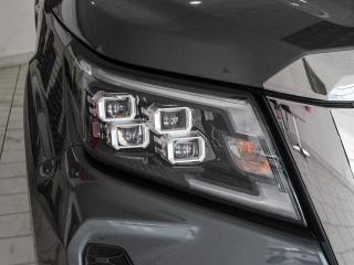 Nissan Navara 2.5DDTi double cab LE