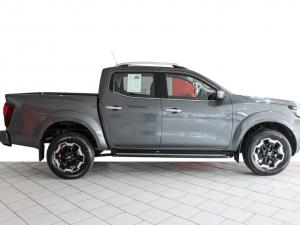 Nissan Navara 2.5DDTi double cab LE - Image 4