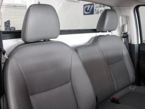 Nissan Navara 2.5DDTi single cab XE - Image 14