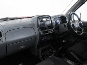 Nissan NP300 Hardbody 2.5TDi Hi-rider - Image 16