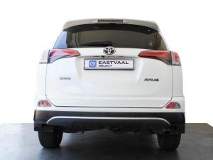 Toyota RAV4 2.0 GX auto - Image 10