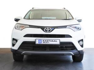Toyota RAV4 2.0 GX auto - Image 2
