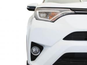 Toyota RAV4 2.0 GX auto - Image 6