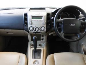 Ford Everest 3.0TDCi 4x4 LTD - Image 12