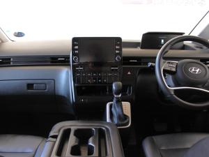 Hyundai Staria 2.2D Executive 9-seater - Image 17