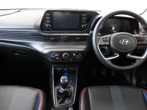 Hyundai i20 1.0T Fluid manual - Image 13