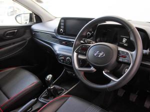 Hyundai i20 1.0T Fluid manual - Image 16