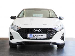 Hyundai i20 1.0T Fluid manual - Image 2