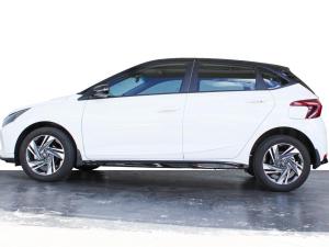 Hyundai i20 1.0T Fluid manual - Image 5