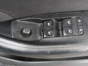 Audi Q3 1.4TFSI S auto - Image 13