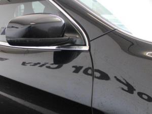 Jeep Cherokee 3.2 Overland 4x4 - Image 9