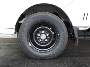 Hyundai H-100 Bakkie 2.6D deck - Image 13