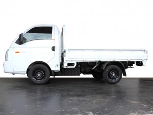 Hyundai H-100 Bakkie 2.6D deck - Image 5
