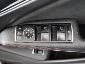 Mercedes-Benz GLA GLA200 auto - Image 13
