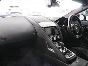 Jaguar F-Type convertible - Image 16