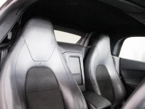 Jaguar F-Type convertible - Image 20