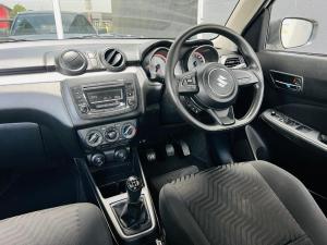 Suzuki Swift 1.2 GL manual - Image 10