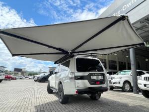 Mitsubishi Pajero 5-door 3.2DI-D GLS - Image 14