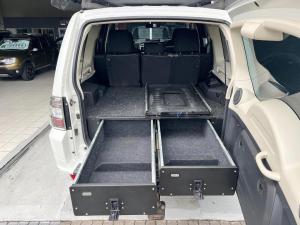 Mitsubishi Pajero 5-door 3.2DI-D GLS - Image 18