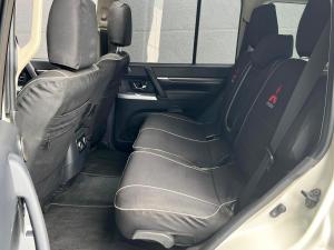 Mitsubishi Pajero 5-door 3.2DI-D GLS - Image 21