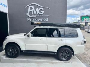 Mitsubishi Pajero 5-door 3.2DI-D GLS - Image 4