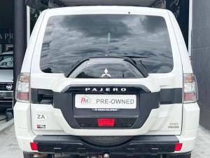 Mitsubishi Pajero 5-door 3.2DI-D GLS - Image 6
