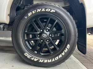 Toyota Hilux 3.0D-4D double cab Raider Dakar edition auto - Image 7