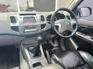 Toyota Hilux 3.0D-4D double cab Raider Dakar edition - Image 10