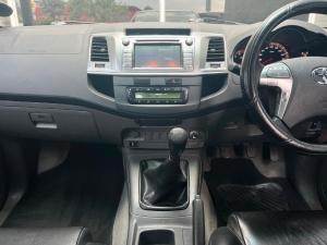 Toyota Hilux 3.0D-4D double cab Raider Dakar edition - Image 12