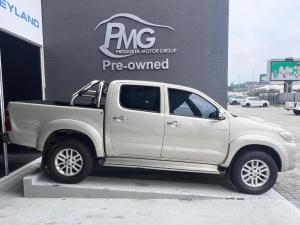 Toyota Hilux 3.0D-4D double cab Raider Dakar edition - Image 3