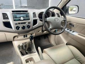 Toyota Fortuner 3.0D-4D 4x4 - Image 10