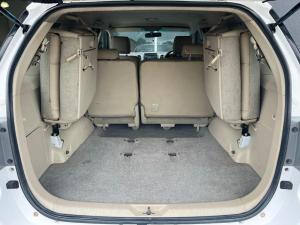 Toyota Fortuner 3.0D-4D 4x4 - Image 7
