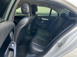 Mercedes-Benz C-Class C180 - Image 10