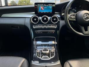 Mercedes-Benz C-Class C180 - Image 13