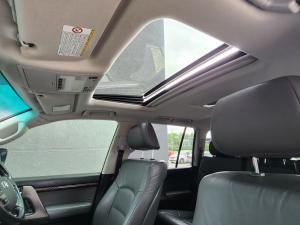 Toyota Land Cruiser 200 4.5D-4D VX - Image 9
