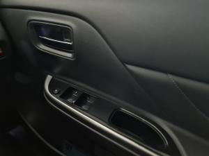 Mitsubishi Triton 2.4DI-D double cab 4x4 auto - Image 20