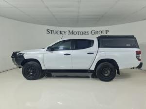 Mitsubishi Triton 2.4DI-D double cab 4x4 auto - Image 2