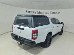 Mitsubishi Triton 2.4DI-D double cab 4x4 auto - Image 5