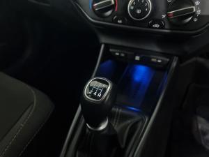 Hyundai i20 1.2 Fluid - Image 12