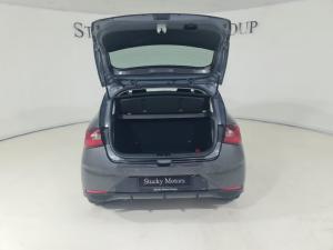 Hyundai i20 1.2 Fluid - Image 9