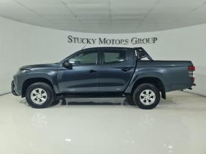 Mitsubishi Triton 2.4DI-D double cab GL - Image 2