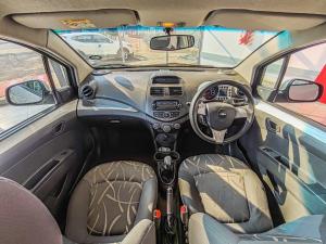 Chevrolet Spark 1.2 LS Black&White Edition - Image 9