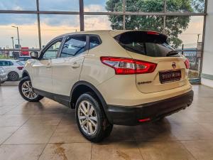 Nissan Qashqai 1.2T Acenta - Image 2