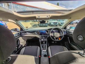 Volkswagen Polo hatch 1.0TSI Life auto - Image 11